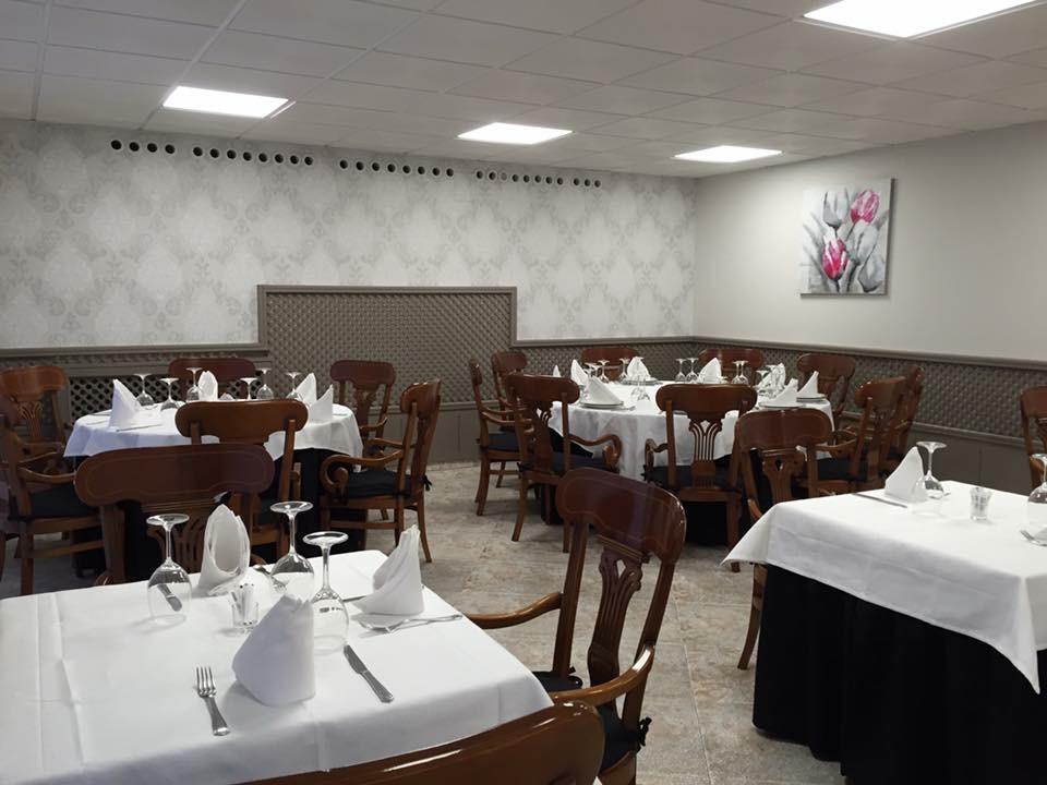 Hotel Restaurante Derby O Carballiño Exterior foto